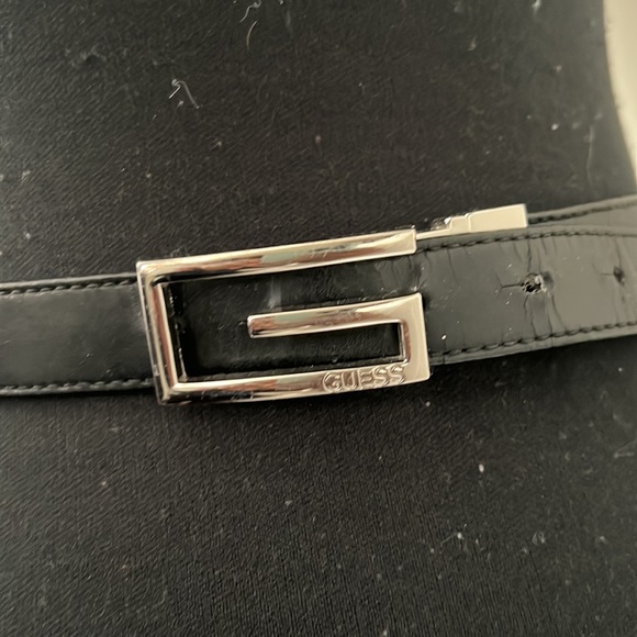 Guess Reversible Leather Signature Logo Belt Size large - Picture 3 of 11